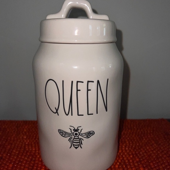 Rae Dunn Medium Size QUEEN BEE Canister 🐝 - Picture 1 of 1